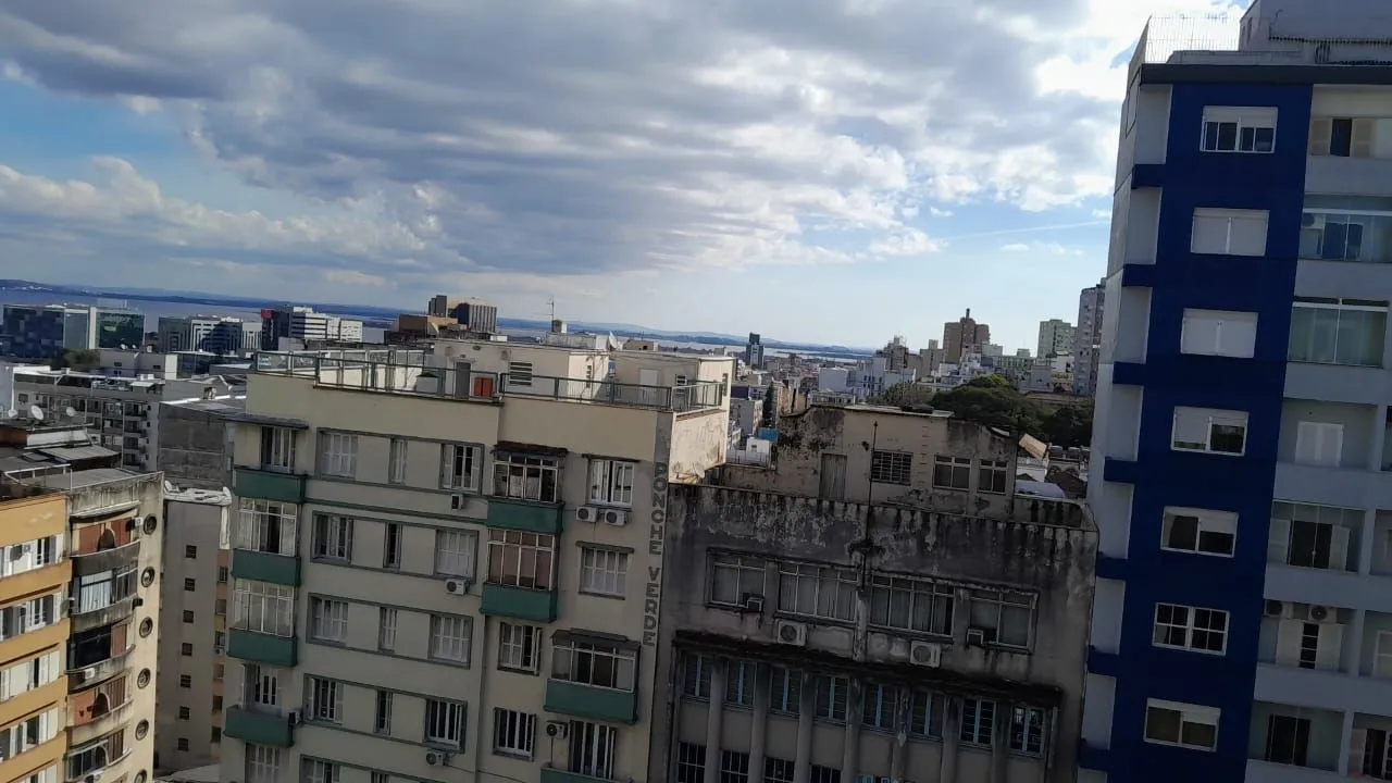 Imagem Ótimo apartamento 1 quarto,andar alto com sacada, na Fernando machado