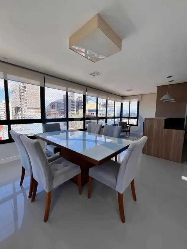 Imagem Apartamento a venda com 3 suites no centro de Torres/RS