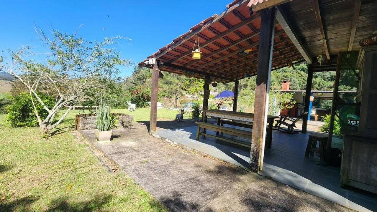 Imagem Sítio para Venda em Teresópolis / RJ no bairro Vargem Grande