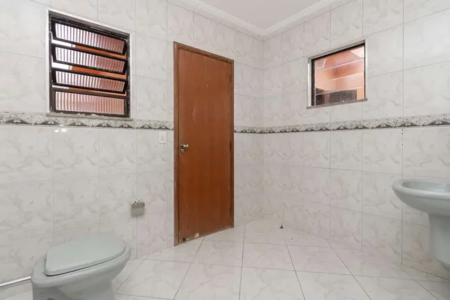 Imagem SOBRADO de 140Mts COM 2 VAGAS DE GARAGEM.