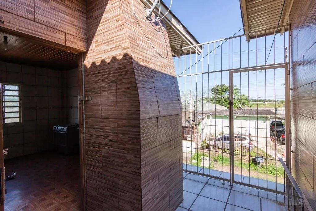 Imagem Casa com 3 quarto e 230m² à venda em Farrapos, Porto Alegre.