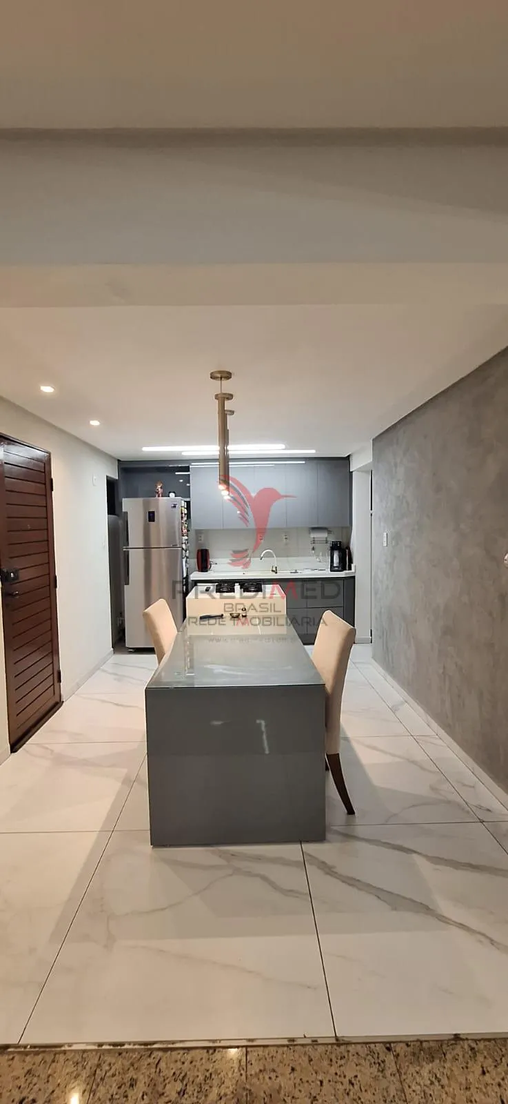 Imagem Apartamento de Luxo todo Reformado com 4 suítes em Tambaú a 300m do Mar