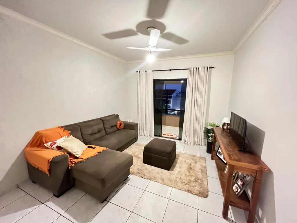 Imagem Sobrado 240m Umuarama-PR 170