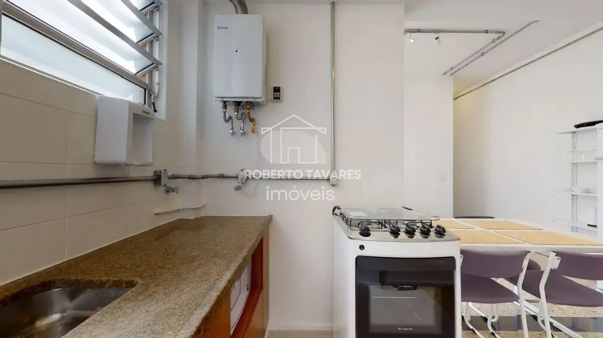 Imagem Apartamento mobiliado, com 4 dormitórios, 2 suítes, 1 vaga de garagem e 4 banheiros, bem localizado. Fica próximo ao Shopping Frei Canneca.