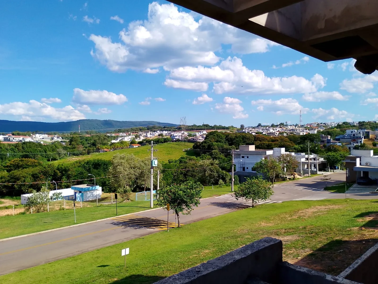 Imagem Casa de Condomínio com 3 Quartos à Venda, 318 metros em Jacaré - Cabreúva