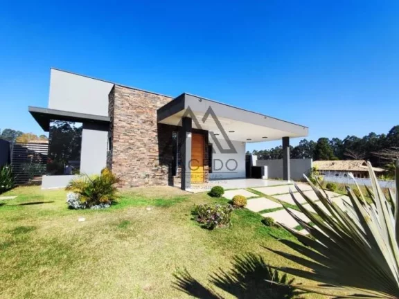 Imagem Casa completa com 3 suítes no Ninho Verde 1