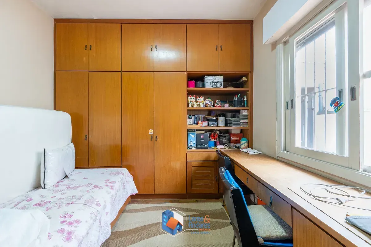 Imagem Casa para venda em Jardim Jussara com 3 quartos, sendo 1 suíte, 414m²