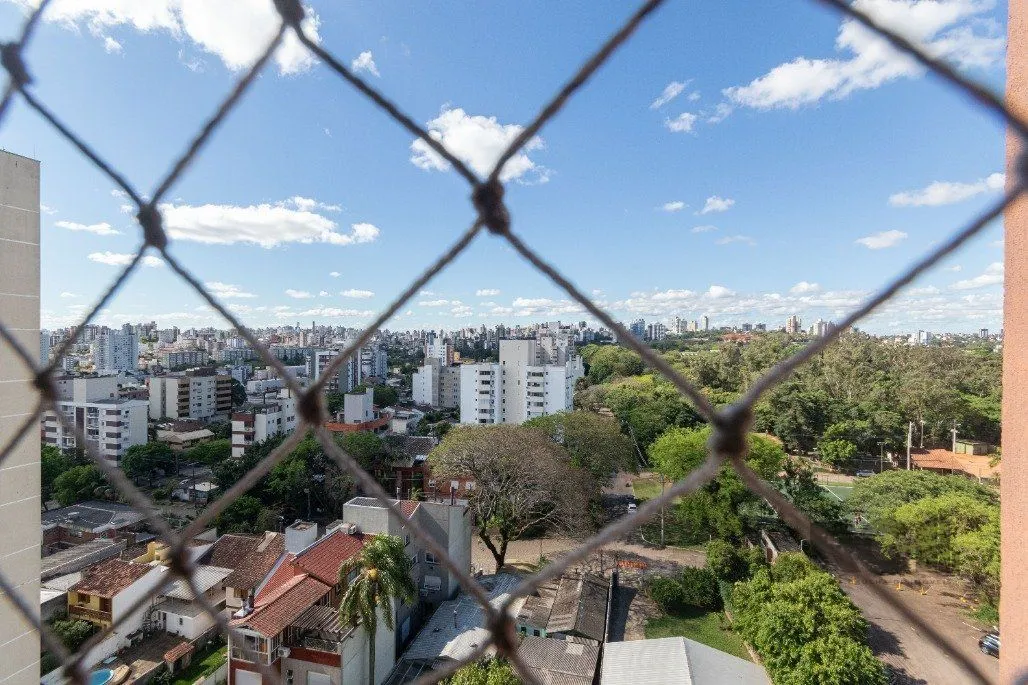 Imagem Apto 3 dormitórios, transformado em 2 com suíte e closet enorme, 2 vagas de garagem no jardim botânico