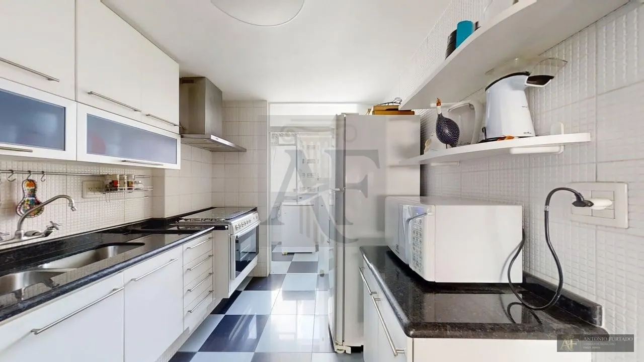 Imagem Apartamento à venda em Itaim Bibi, São Paulo