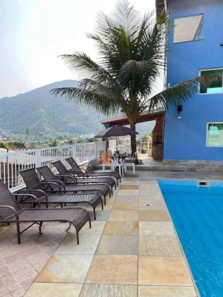Imagem Sobrado com 4 suítes à venda por R$ 950.000 - Perequê-Mirim - Ubatuba/SP
