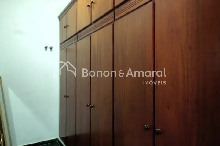 Imagem Casa à venda com 264m², 4 quartos e 4 vagas