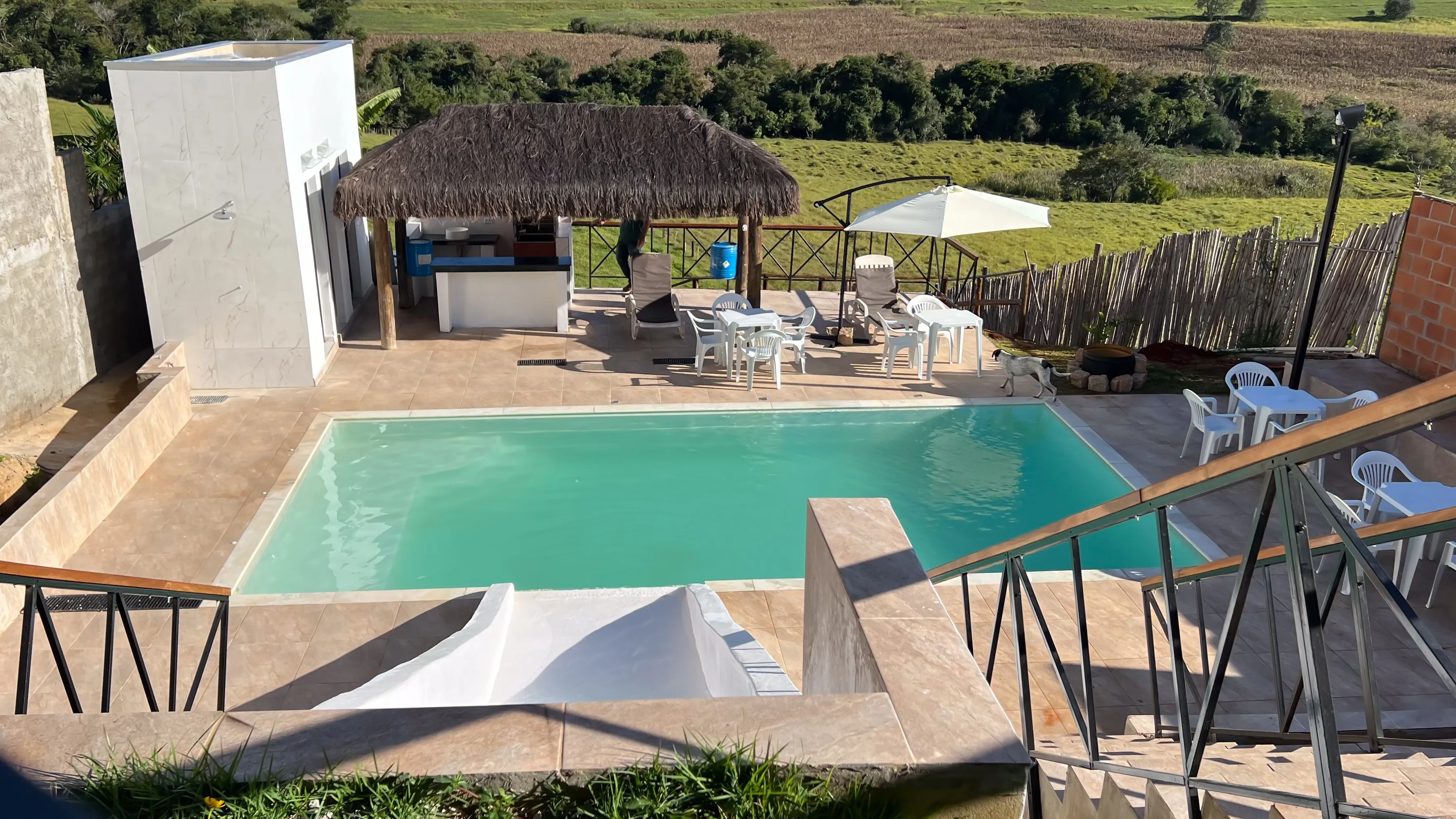 Imagem Chácara Cercada em Araçoiaba da Serra com Lazer Completo e Piscina