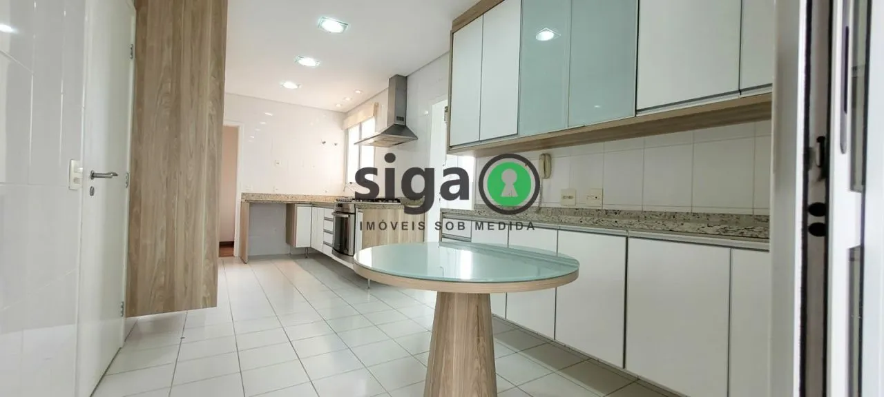 Imagem 238m² com varanda gourmet, 4 suítes e vista livre