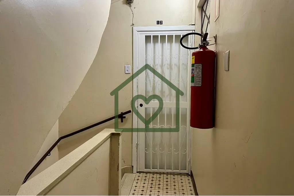 Imagem Localizado na parte alta da Rua Duque de Caxias, este apartamento de 48,71 m² e 2 dormitórios é p...