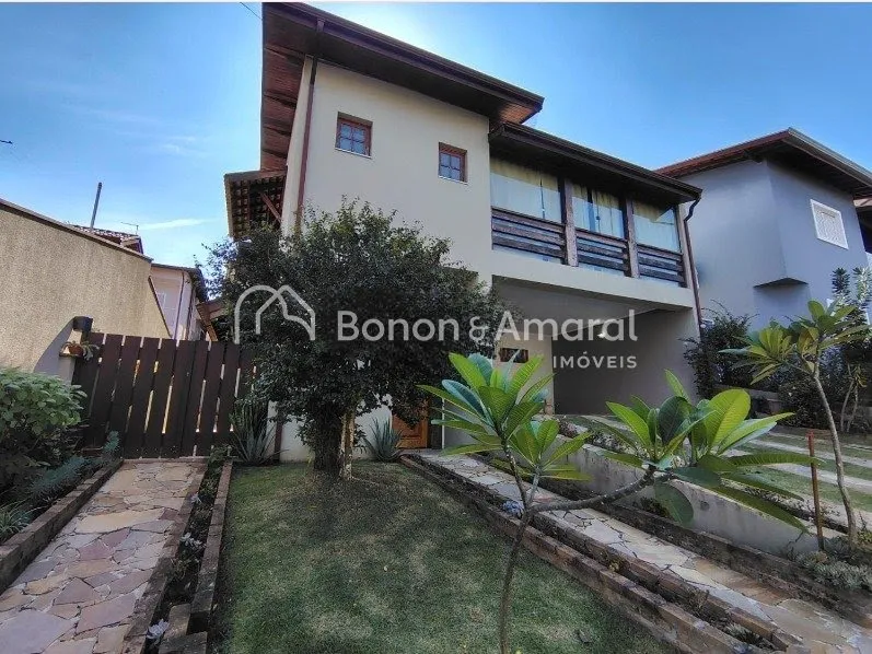 Imagem Casa em condomínio à venda em Valinhos, 3 dormitórios, 2 suítes, área gourmet e excelente localização!