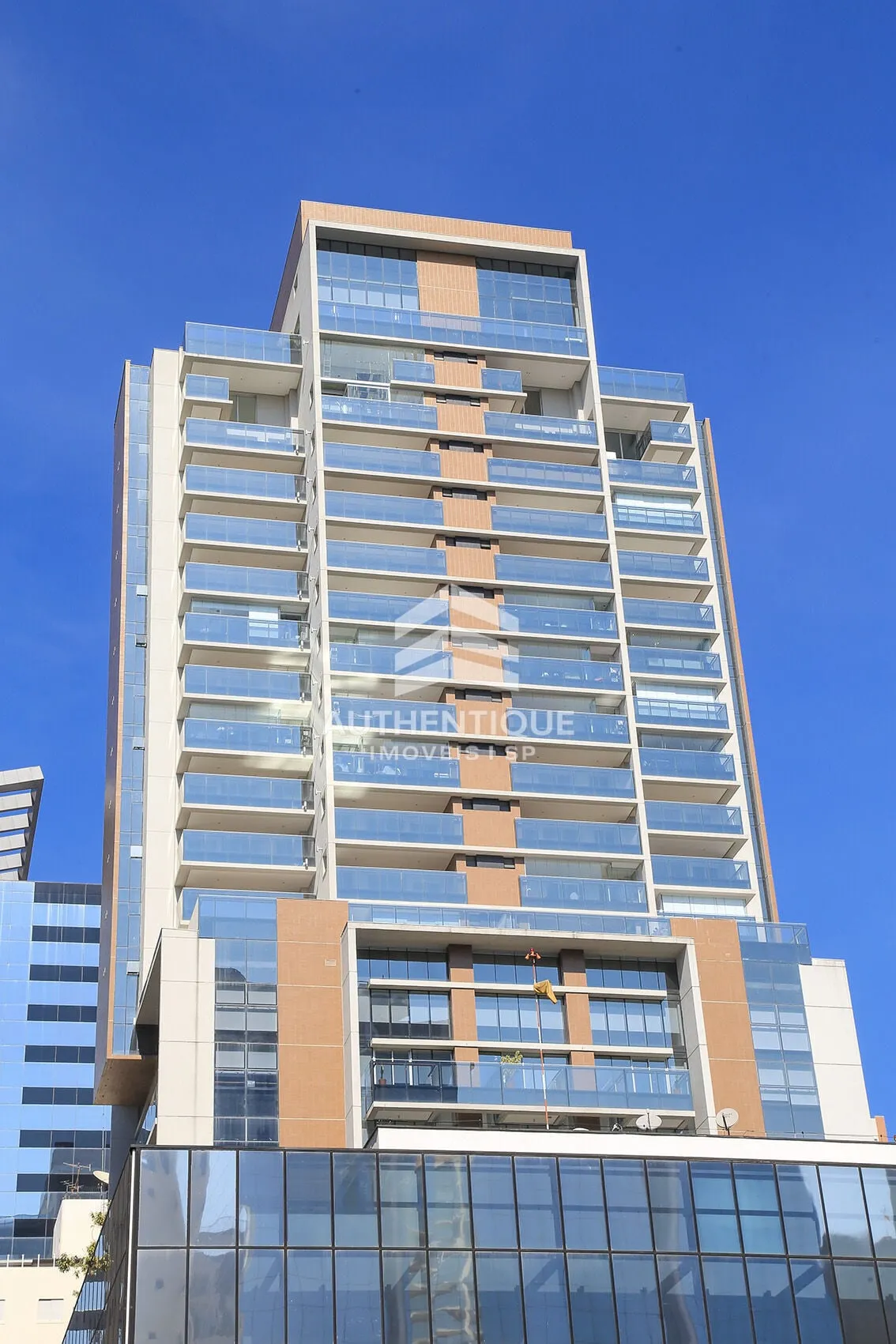 Foto do imóvel ONE ELEVEN HOME VILA OLIMPIA - Apartamento à venda em Rua Pequetita, 111 - Vila Olímpia, São Paulo - SP