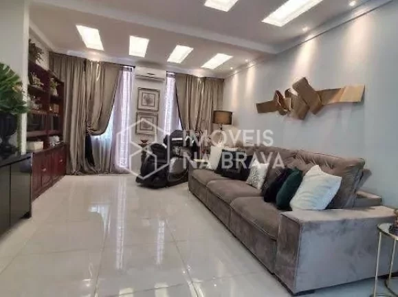 Imagem CASA - 4 DORMITORIOS - 2 VAGAS - LOCACAO - PRAIA BRAVA - ITAJAI/SC