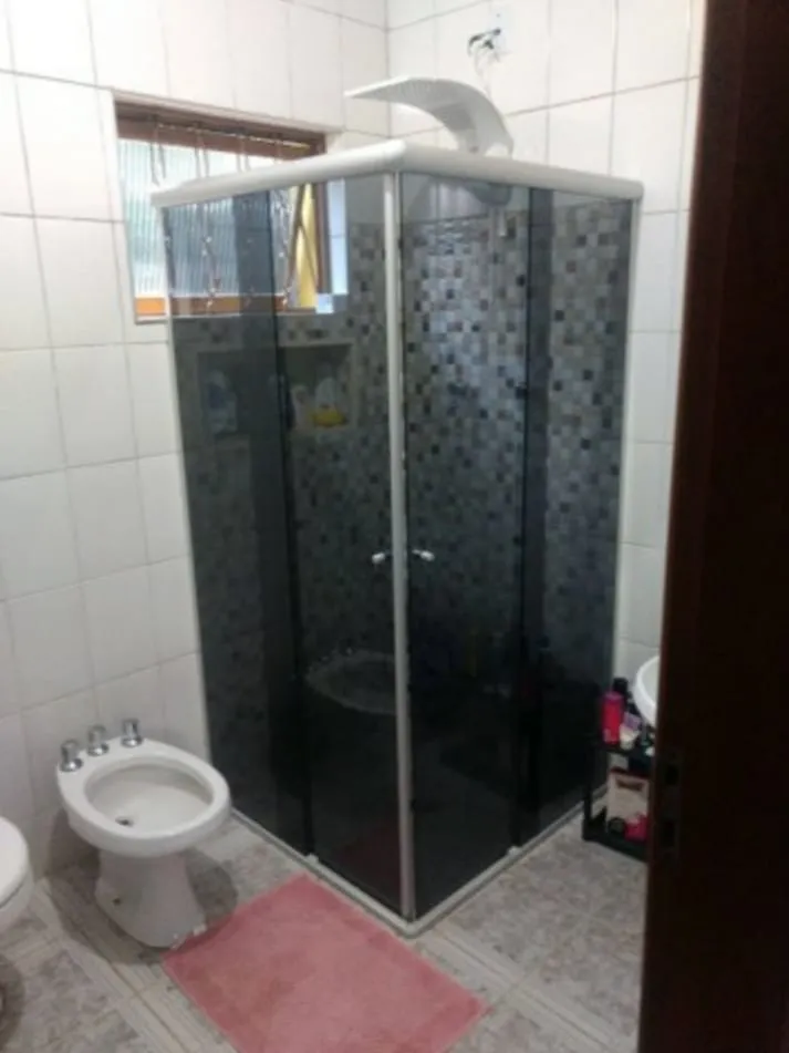 Imagem Chácara à venda 2 Quartos, 1 Suite, 2 Vagas, 530M², Parque Shangrilá, Pindamonhangaba - SP