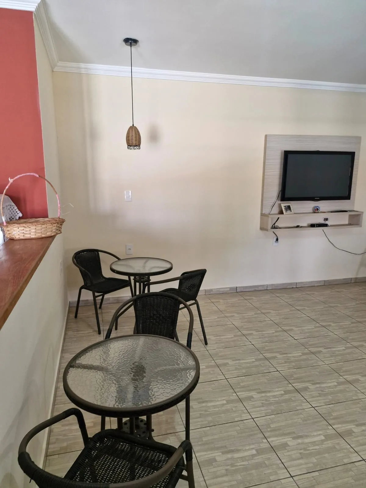 Imagem Linda chácara com 03 Suítes no Condomínio Residencial Village da Serra-Araçoiaba da Serra
