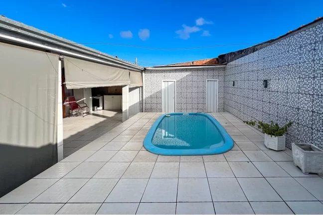 Imagem Casa para venda no bairro Guajuviras em Canoas