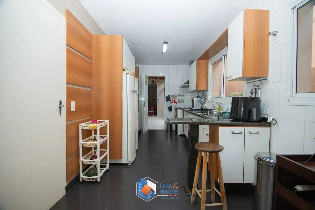 Imagem Casa para venda em Cidade Monções com 4 quartos, sendo 1 suíte, 337m²
