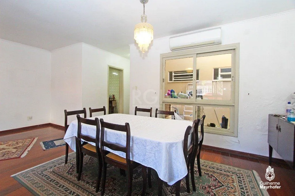 Imagem Casa para Venda - 215m², 3 dormitórios, sendo 1 suites, 3 vagas - Sarandi