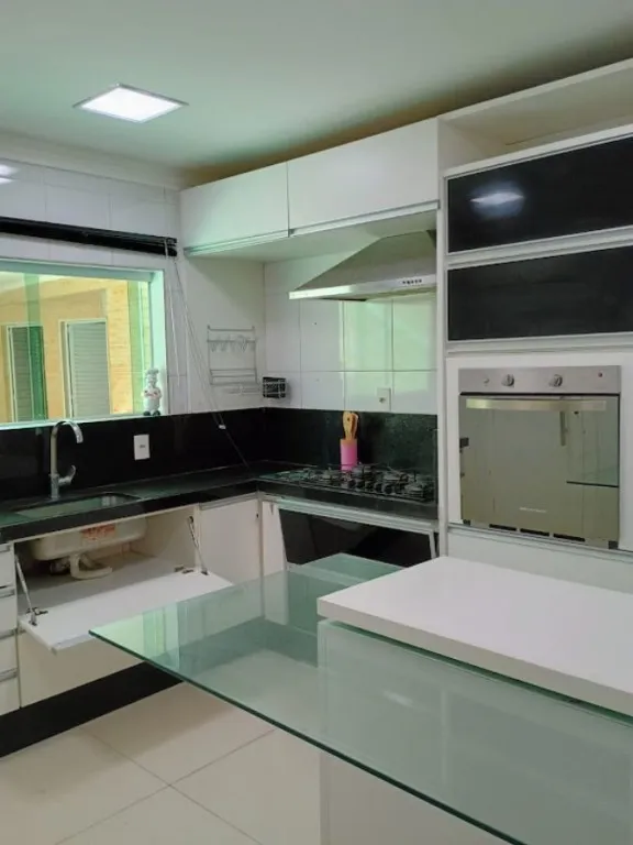 Imagem CASA COM 300,00 m² - OCIAN - PRAIA GRANDE SP