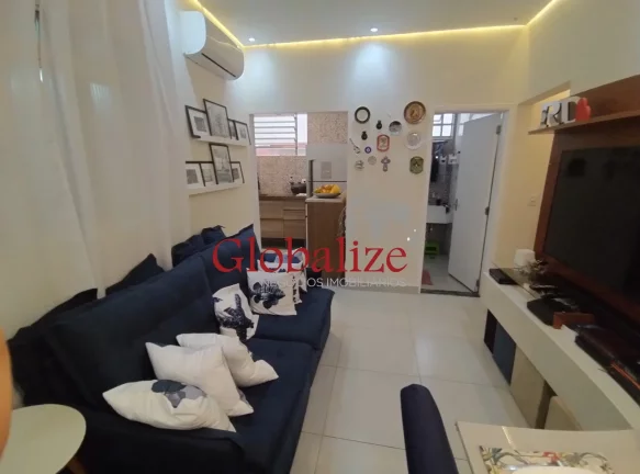 Imagem Apartamento térreo, 2 dormitórios com suíte e porteira fechada no bairro do Embaré em Santos por R$480.000,00