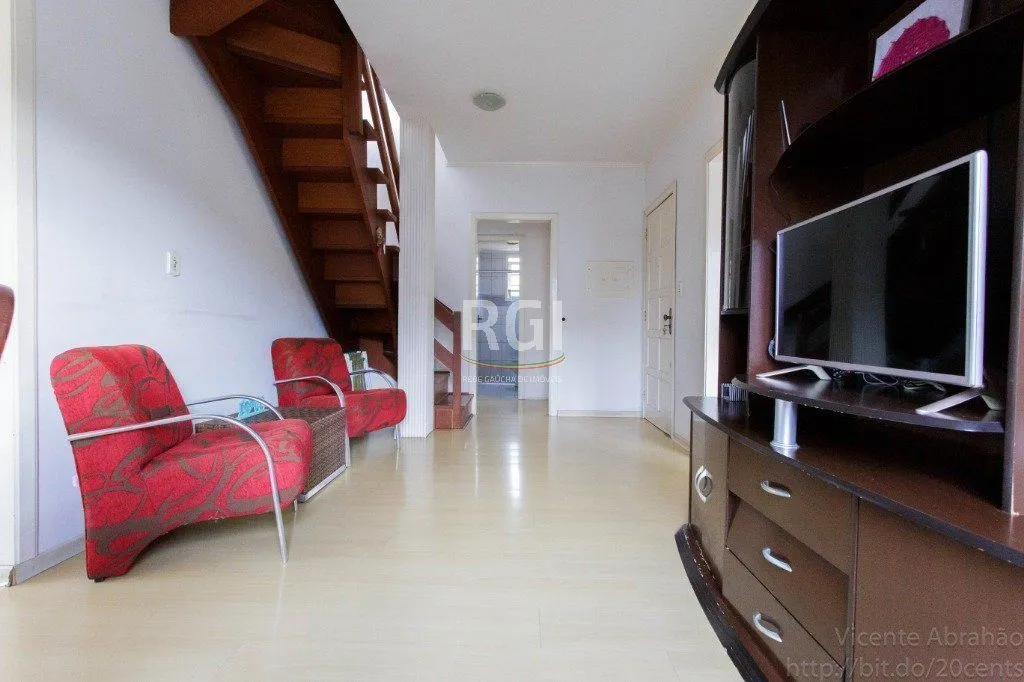 Imagem Cobertura para Venda - 191.8m², 3 dormitórios, sendo 1 suites, 2 vagas - Jardim Itu