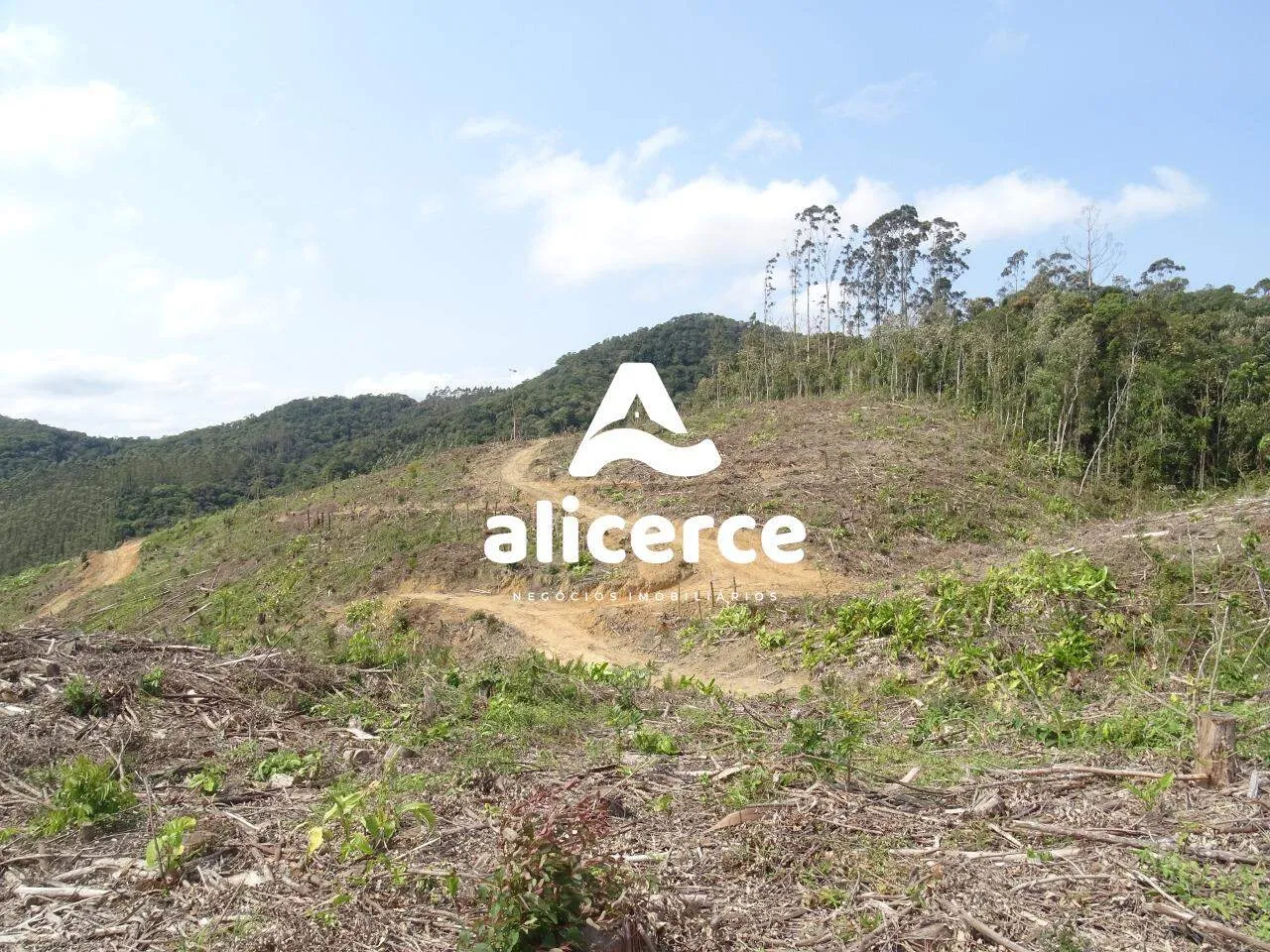 Imagem Área à venda com , 188.382m² em Área Rural de Biguaçu Biguaçu