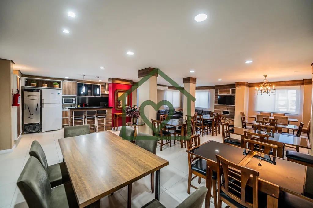 Imagem Apartamento no Sarandi 64 m² com 2 dormitórios. Seminovo, amplo living com 2 ambientes com sacada,...