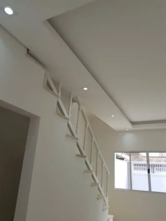 Imagem Sobrado com 2 dormitórios à venda, 79 m² por R$ 655.000,00 - Tupi - Praia Grande/SP