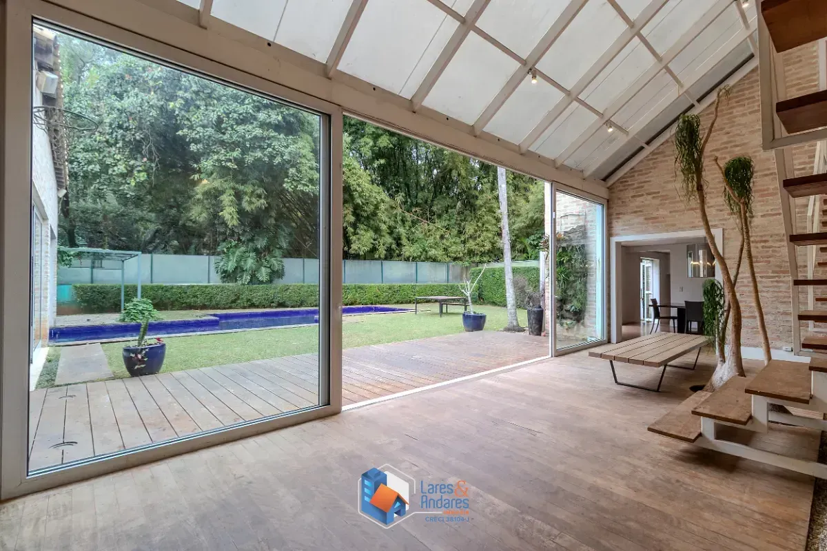 Imagem Casa para venda em Chácara Santo Antônio (Zona Sul) com 4 quartos, sendo 4 suítes, 552m²
