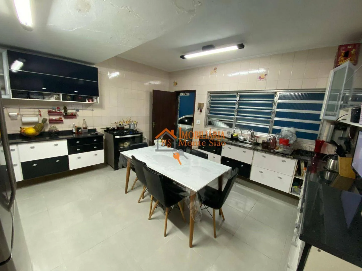 Imagem Sobrado com 3 dormitórios à venda, 180 m² por R$ 848.000,00 - Vila Silveira - Guarulhos/SP