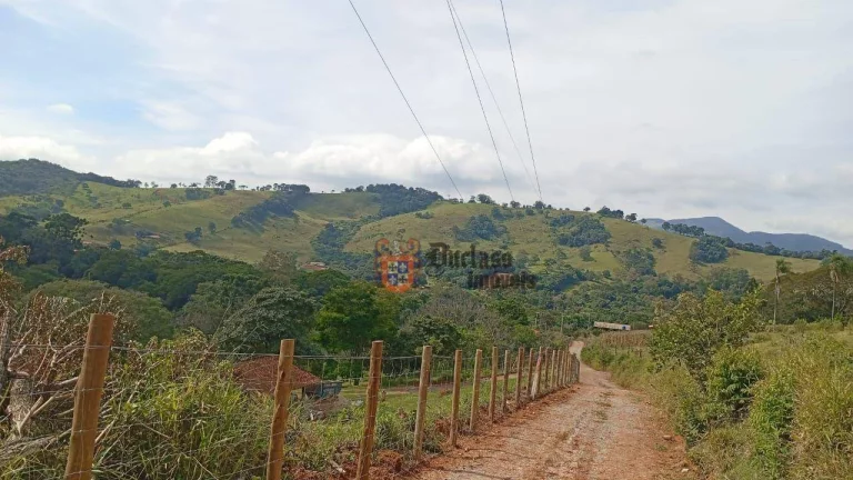 Imagem Terreno à venda, 4750 m² por R$ 350.000,00 - Salto Do Meio - Extrema/MG