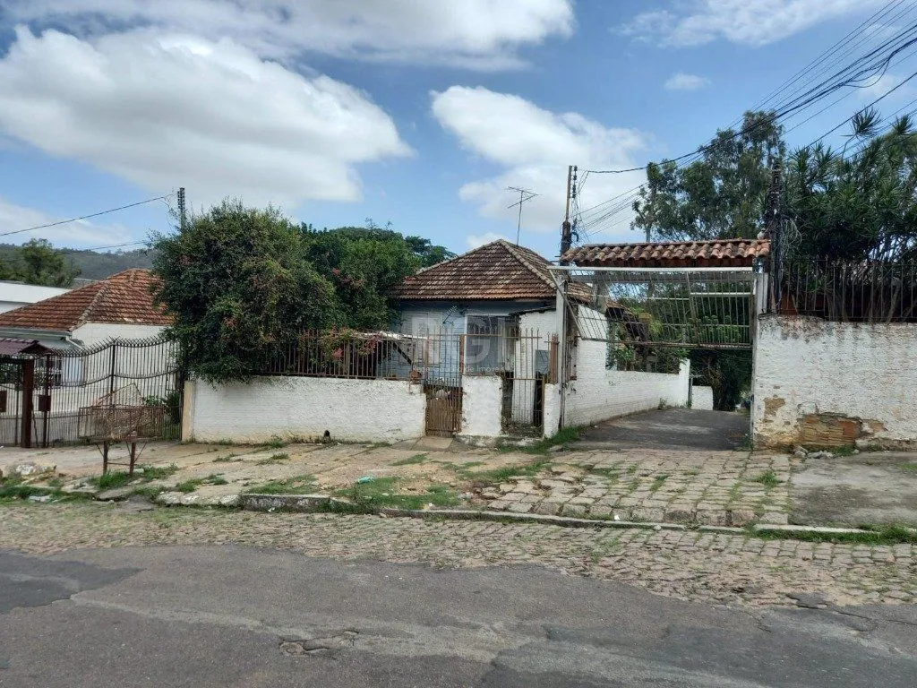 Imagem Terreno para Venda - 0m², 0 dormitórios, Teresópolis