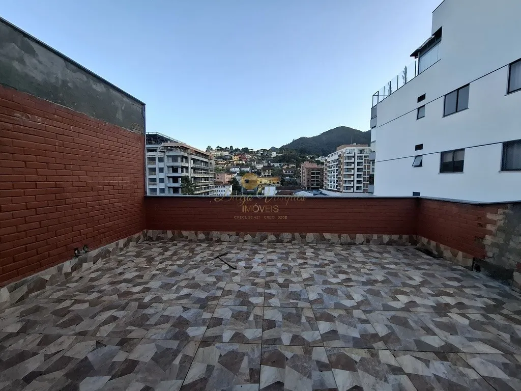 Imagem Cobertura para Venda em Teresópolis / RJ no bairro Agriões