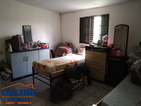 Imagem Casa à venda em Terra Preta com 2 dormitórios, escriturada!