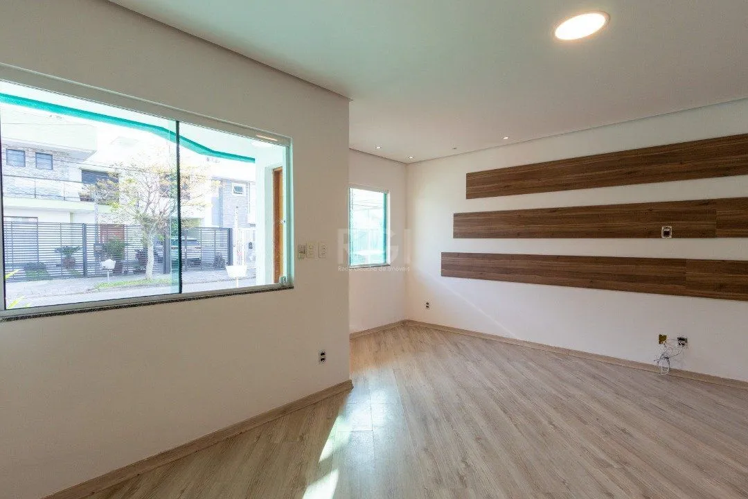 Imagem Casa para Venda - 178.4m², 3 dormitórios, sendo 1 suites, 2 vagas - Hípica