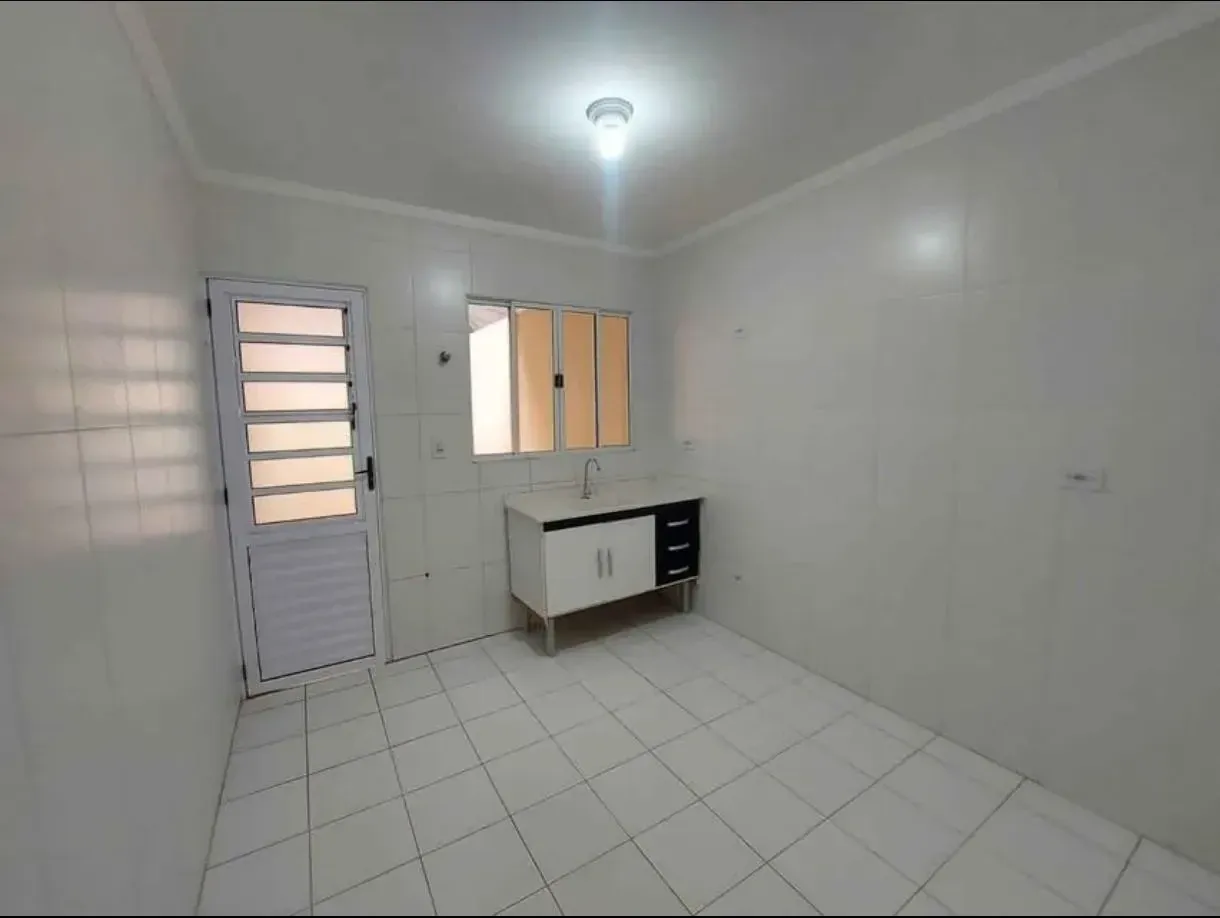 Imagem Casa de Condomínio com 2 Quartos para Alugar, 70 m² em Vila Granada - São Paulo