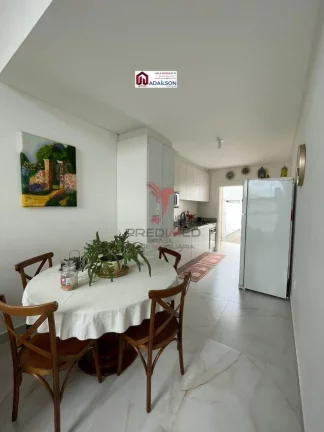 Imagem Casa há venda com duas suítes, Churrasqueira , Vaga de Garagem, Cidade Tijucas SC
