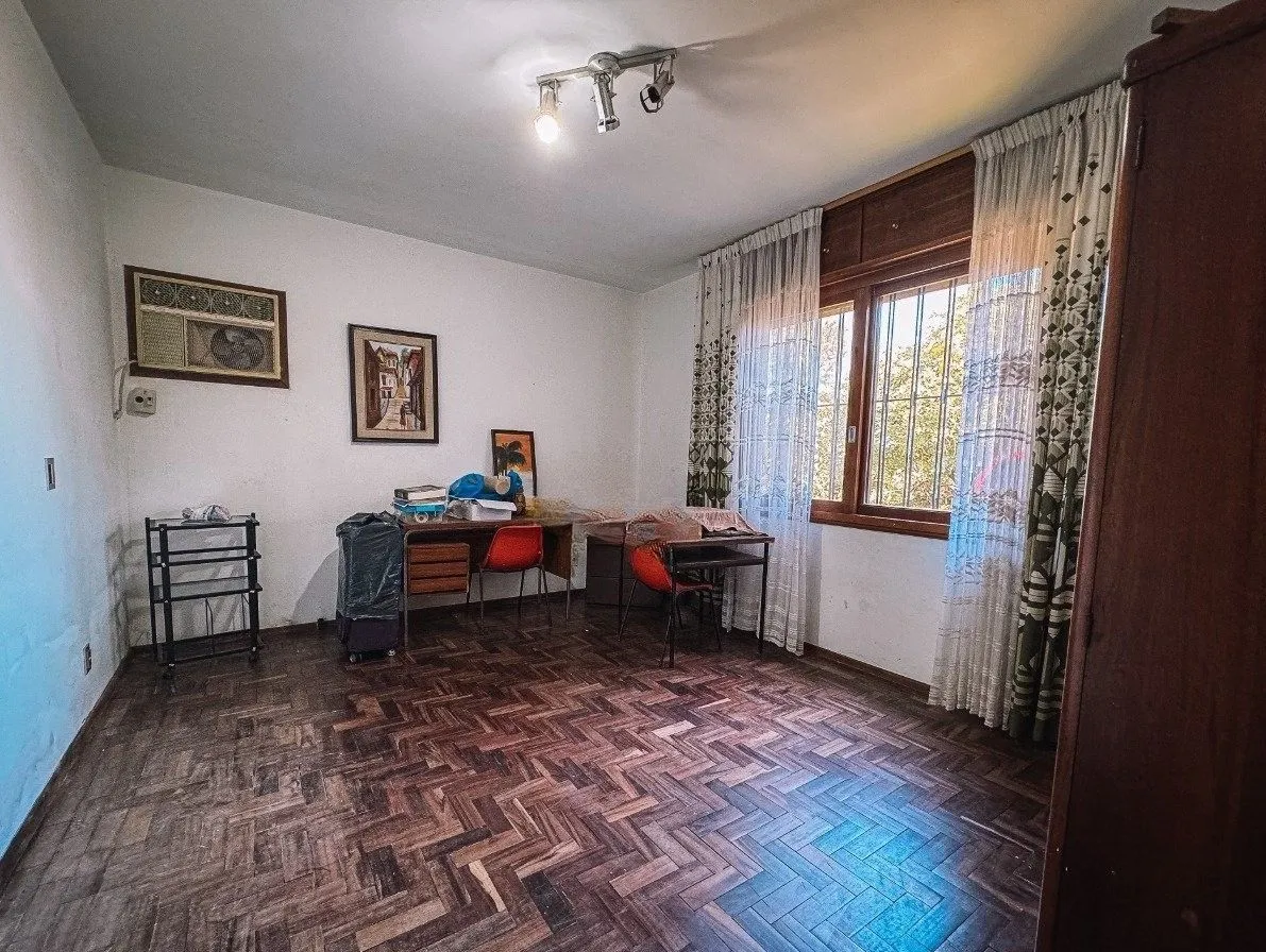 Imagem Casa bairro Sétimo Céu, 463m² privativos, vista privilegiada do Rio Guaíba em terreno de 1.423m².