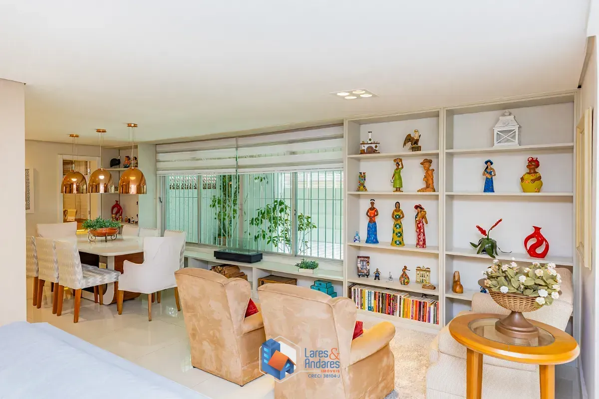 Imagem Casa para venda em Vila Anhangüera com 4 quartos, sendo 2 suítes, 167m²