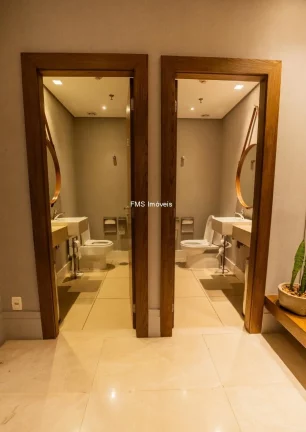 Imagem Conjunto Comercial com 878m2 na Vila Olímpia.