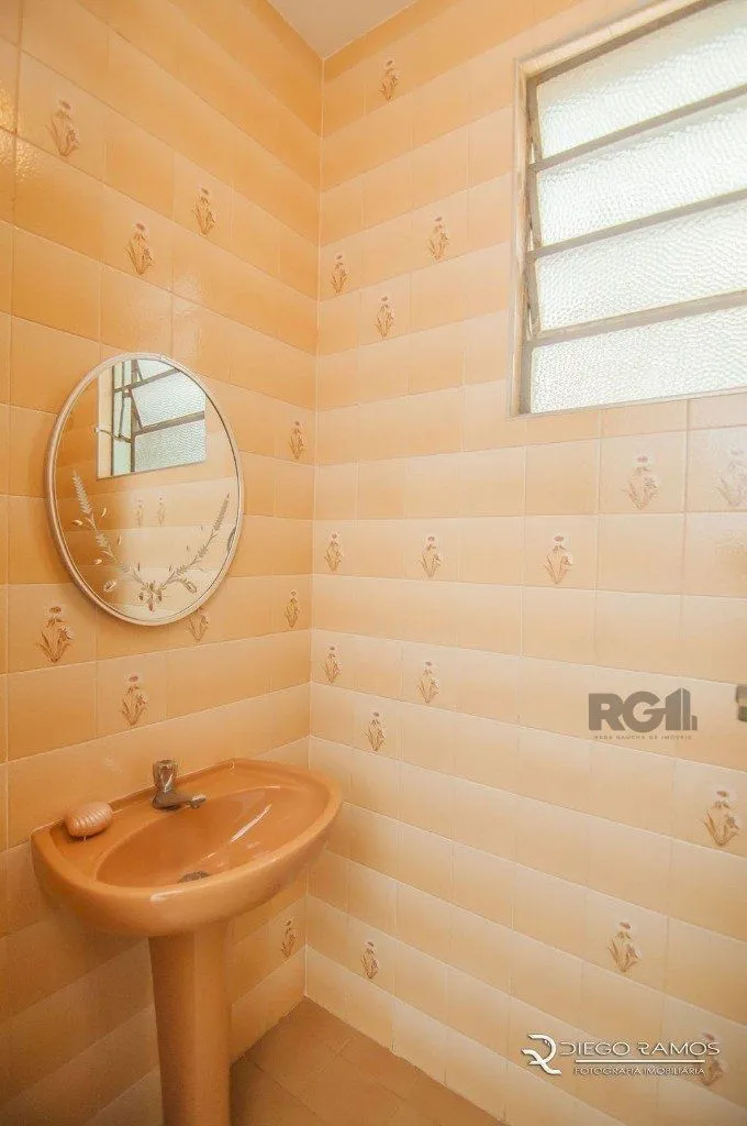 Imagem Casa 3 dorms à venda Rua Intendente Alfredo Azevedo, Glória - Porto Alegre