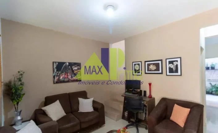 Imagem SOBRADO FRONTAL 60M²/02 DORMITÓRIOS COM 01 SUÍTE/VARANDA/01 VAGA COBERTA