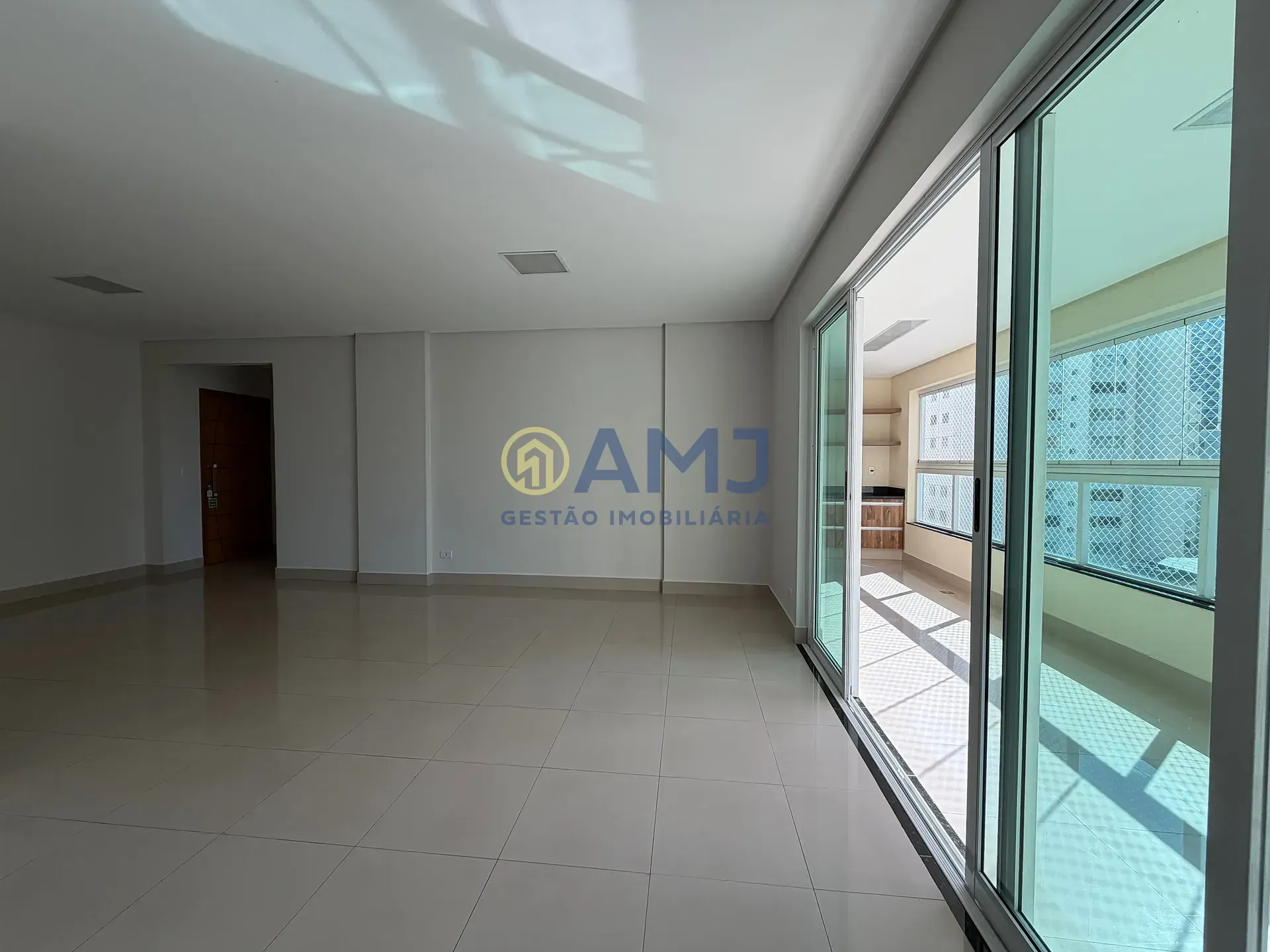 Imagem Apartamento à Venda - 3 Suítes no Setor Pedro Ludovico | Res. Flores do Parque