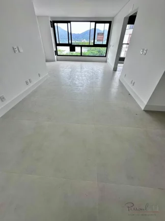 Imagem Apartamento exclusivo à beira-mar, localizado no prestigiado bairro João Paulo, em Florianópolis....