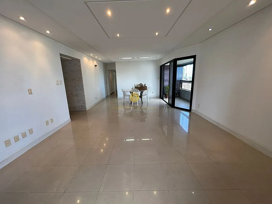 Imagem Apartamento 4 Suítes na Graça  Mansão Rio de São Pedro