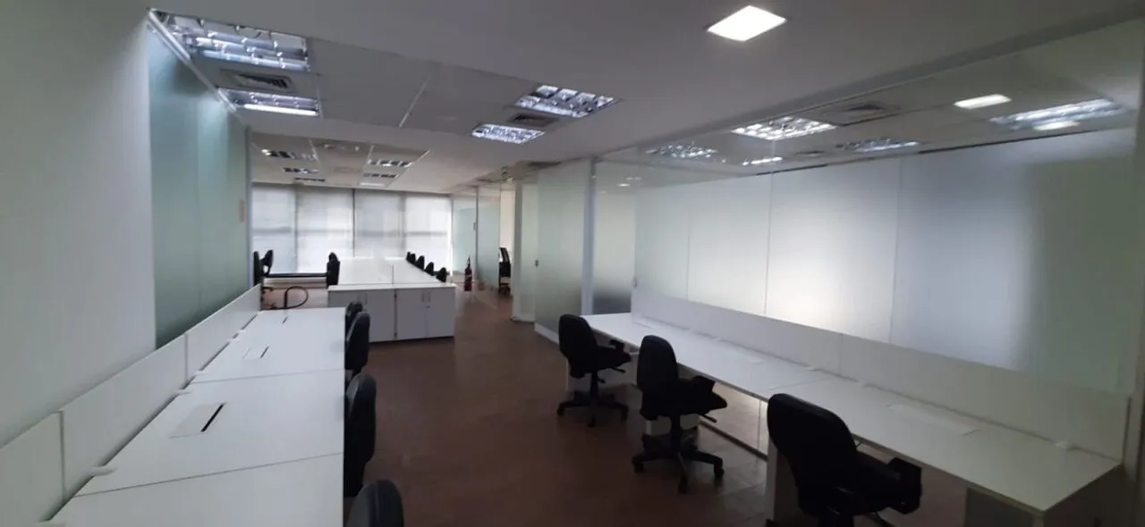 Imagem Andar Corporativo Mobiliado em Frente ao Shopping Vila Olímpia.